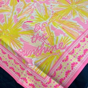NWT Lilly Pulitzer Bandanna Be the Sunshine